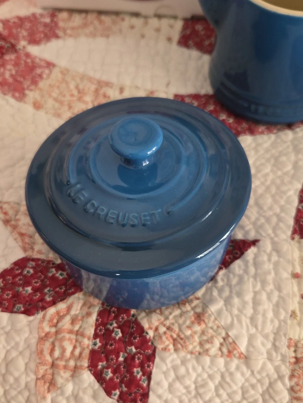 Le Creuset Blue Stoneware Creamer and Sugar Dish Set